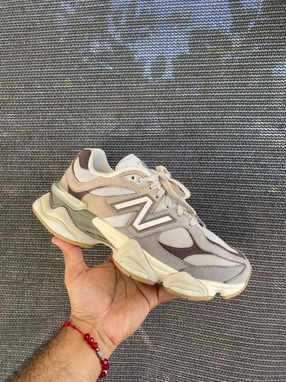 New Balance 9060 Grey Matter Timberwolf Mens 8.5